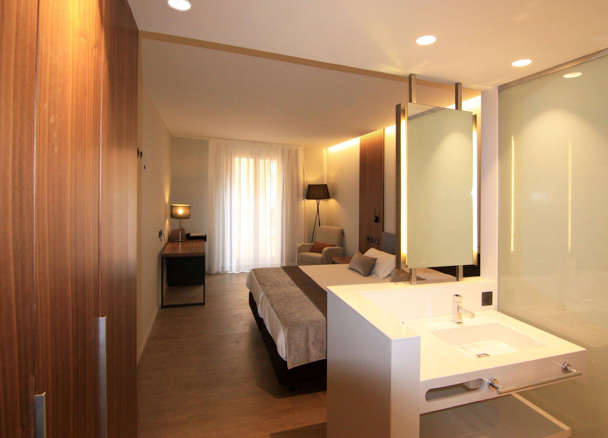 Hotel Raval De La Mar บีลาเซกา เดอ ซอลซีนา ภายนอก รูปภาพ